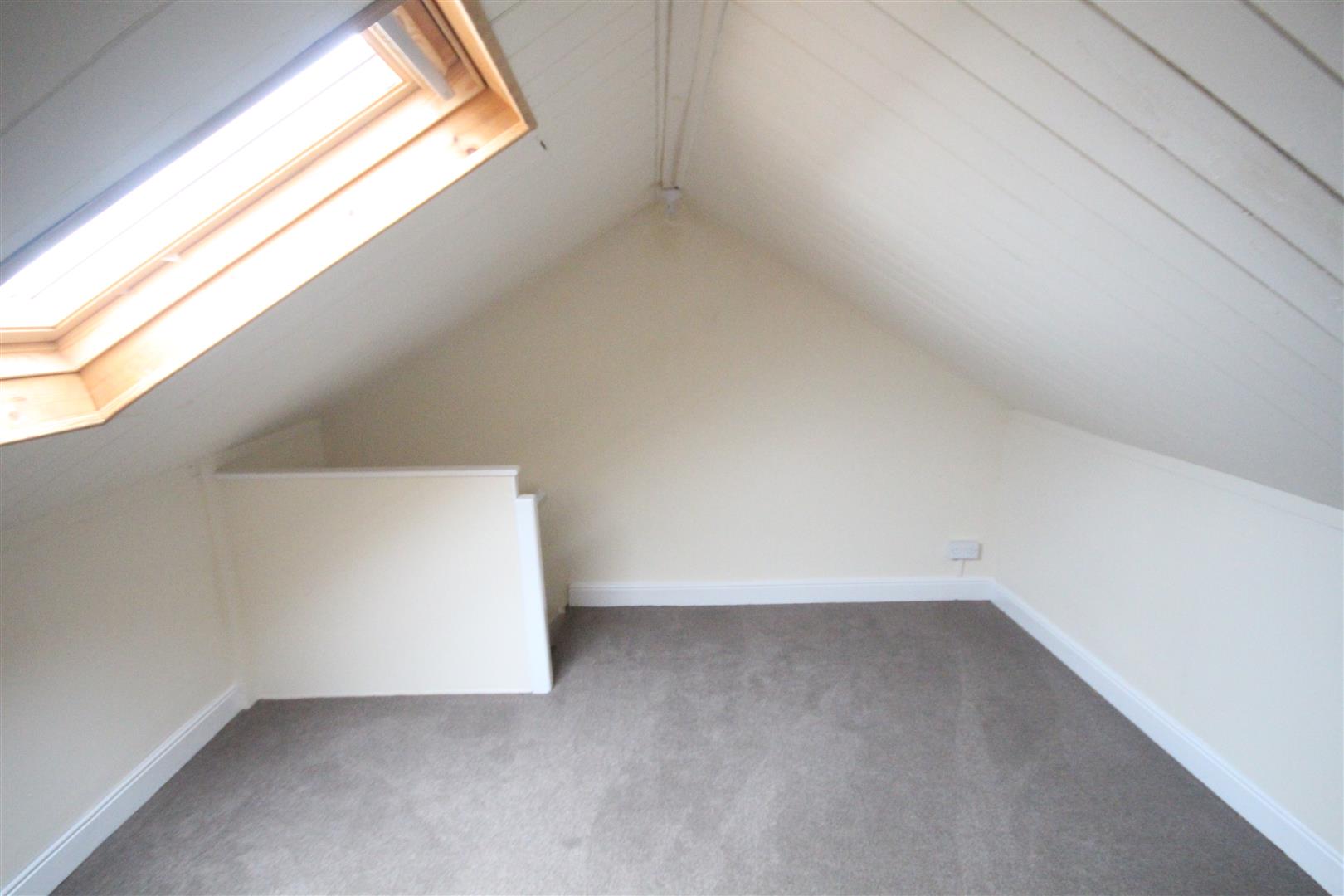2 bedroom mid terrace house Let Agreed in Barnoldswick - IMG_2941.jpg